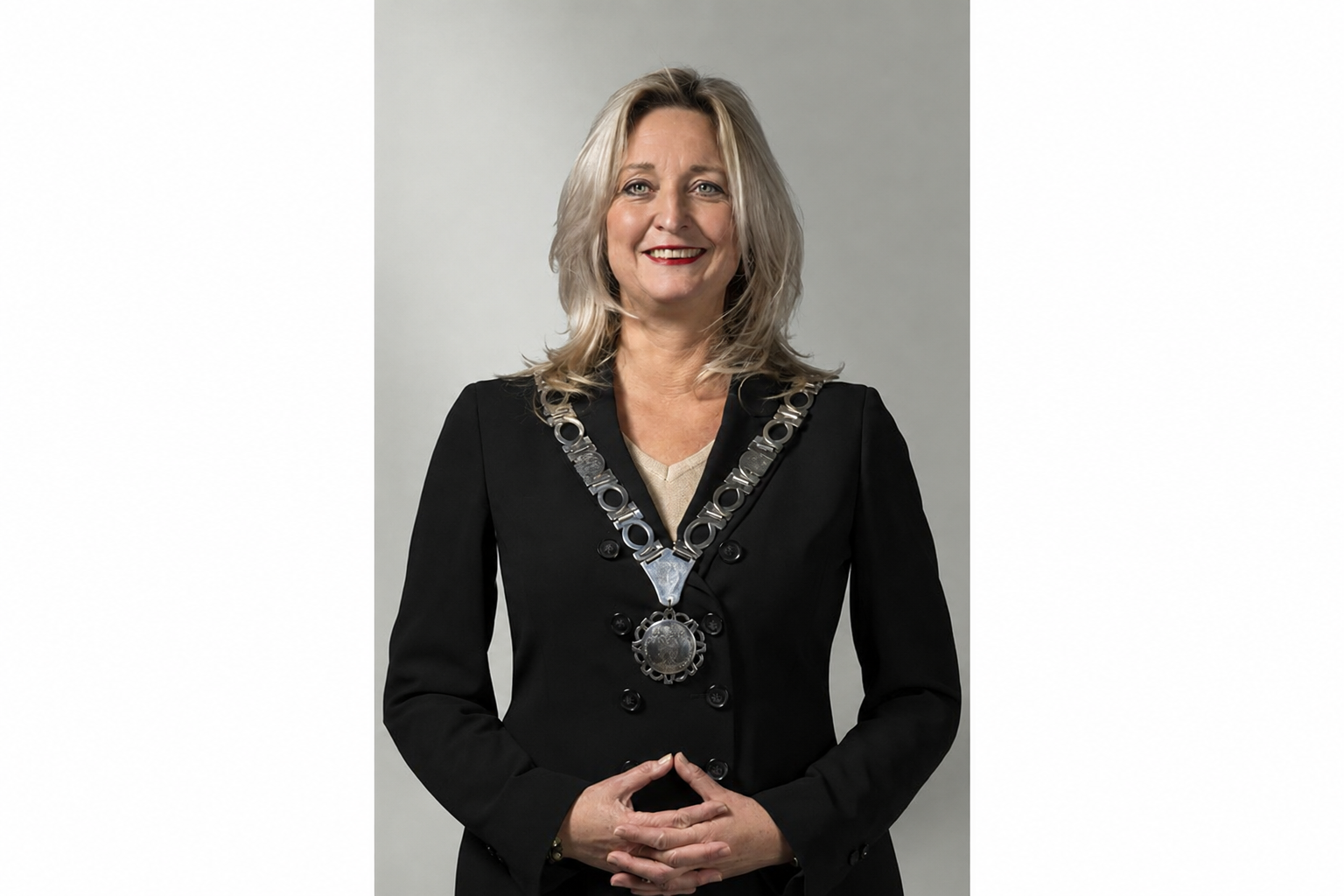 Sacha Ausems stopt als burgemeester van Waalwijk